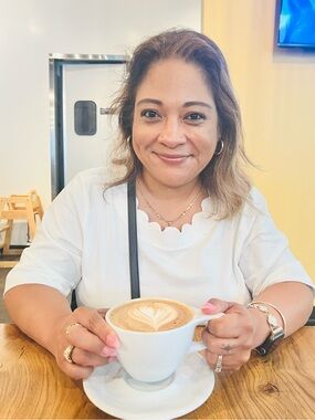 Meet your Posher, Raquel diane